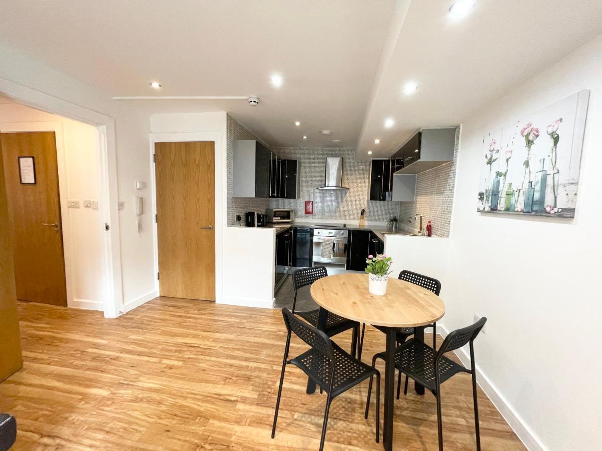 Апартаменты The Works-Fresh 2Bed In Centre, Opposite Arndale. Манчестер Экстерьер фото
